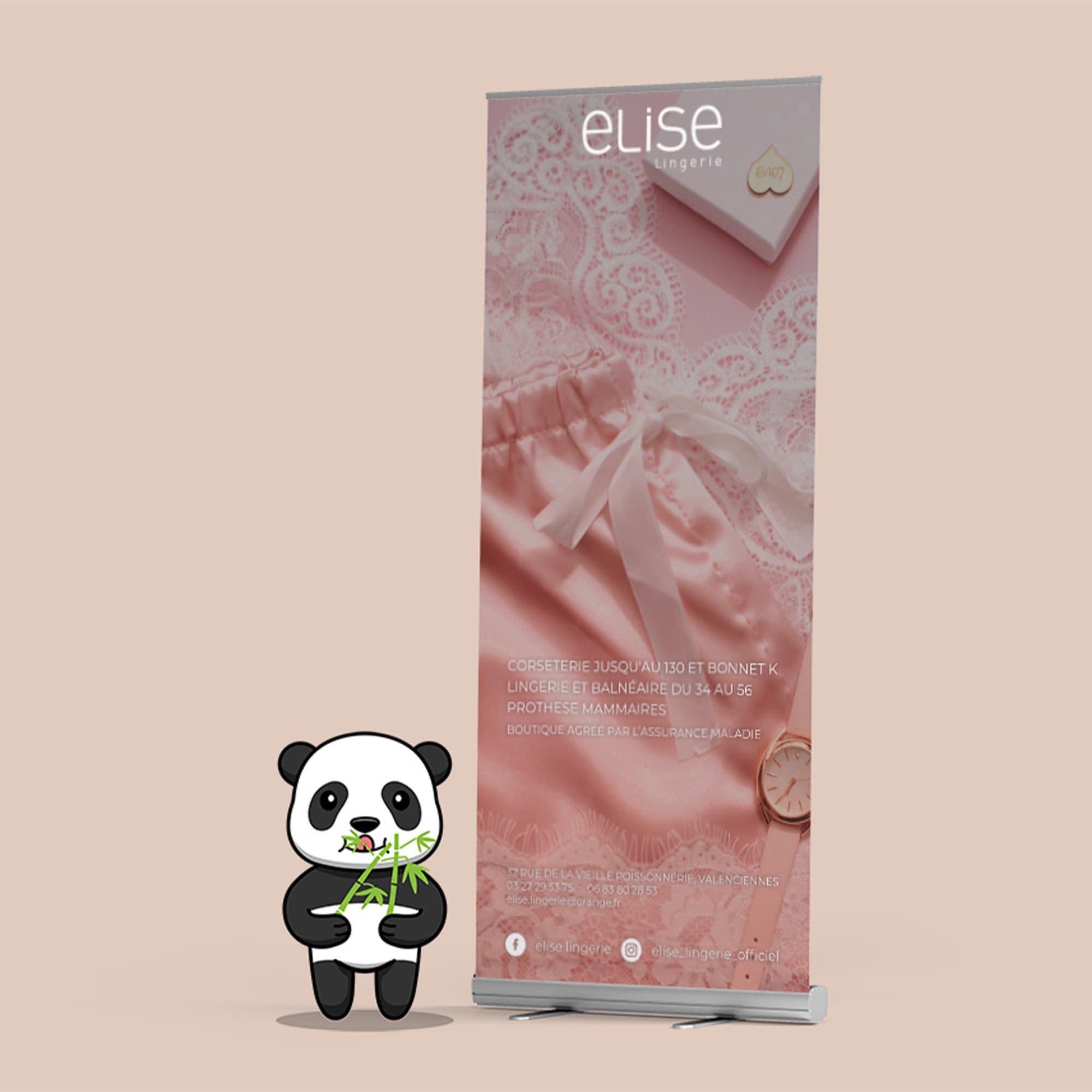 Rool up de Elise lingerie en rose avec un panda